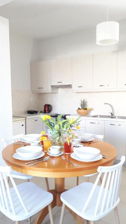 Kelly'S Beach Apts Elounda Екстериор снимка